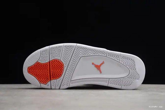 Team OrangeCT8527-118 Jordan Air 4 0514